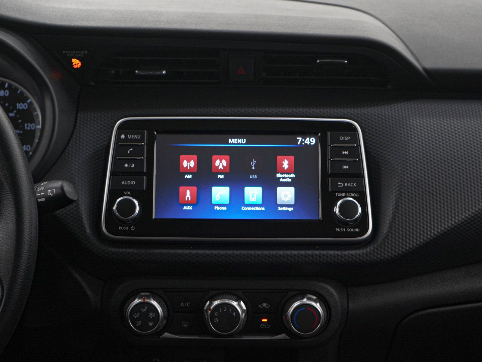 Used 2024 Nissan Kicks S FWD image 15