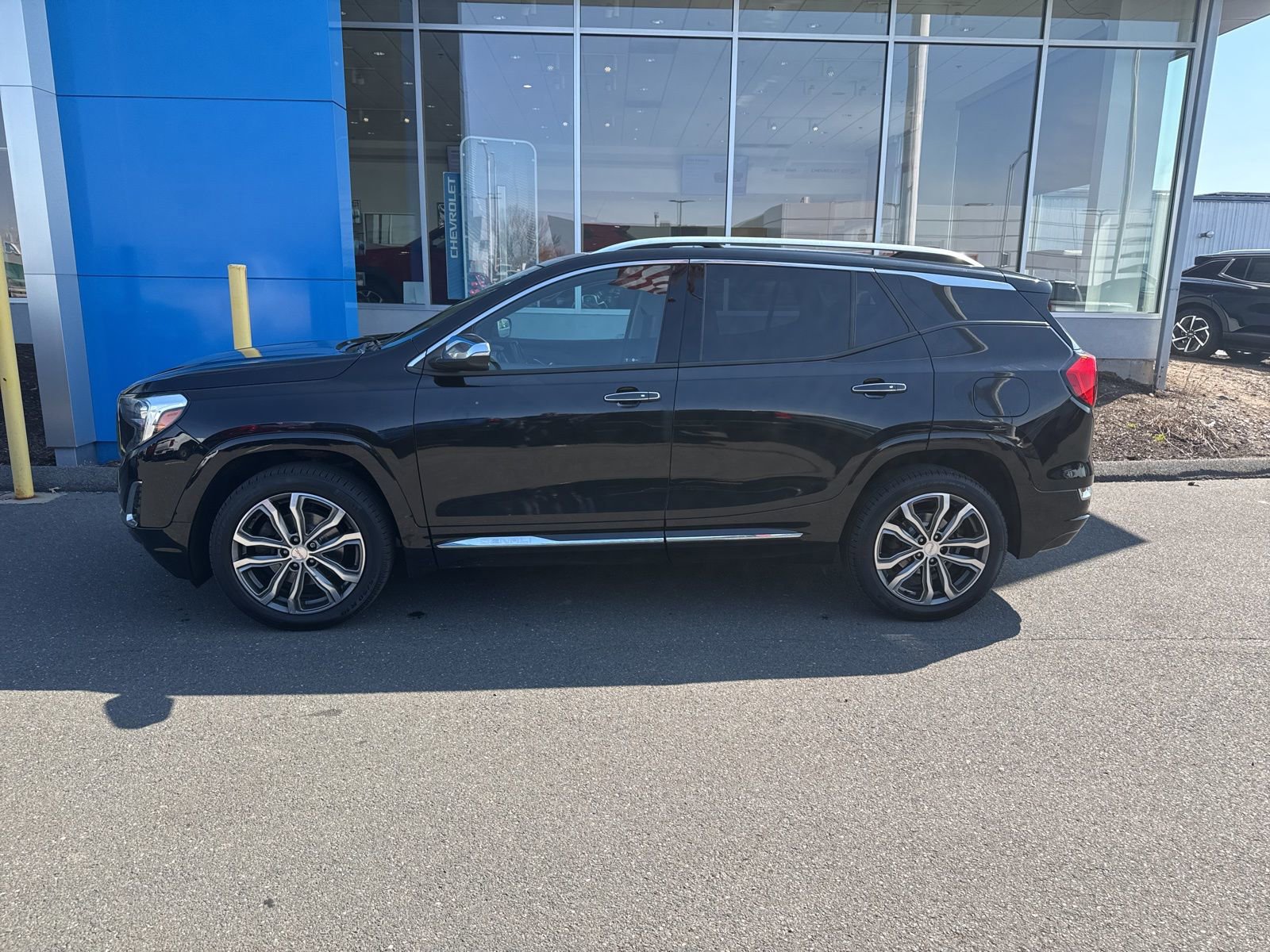 Used 2018 GMC Terrain Denali w/ Comfort Package image 10