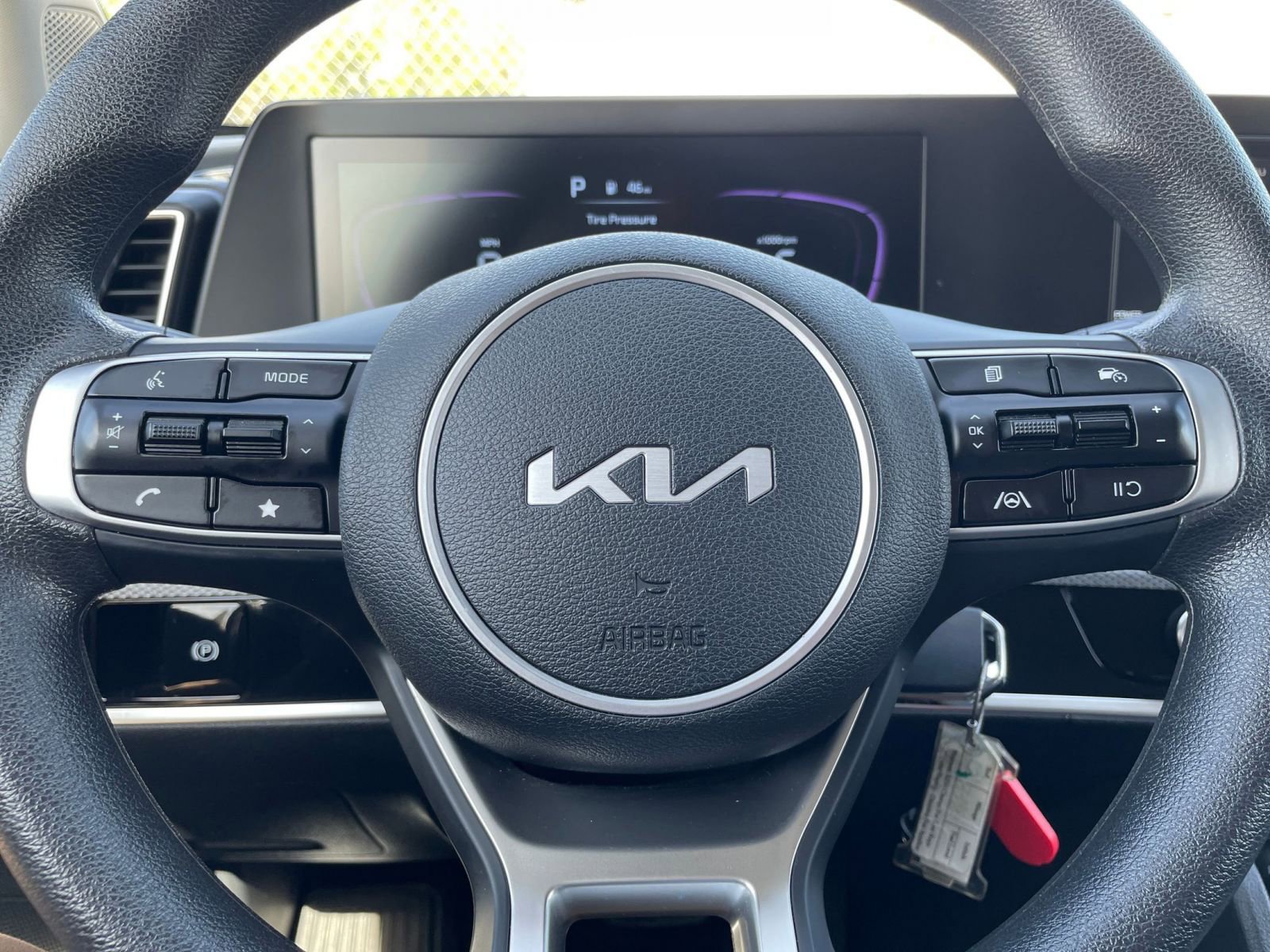 Used 2025 Kia Sportage LX FWD image 27