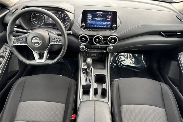 Used 2025 Nissan Sentra SV image 15