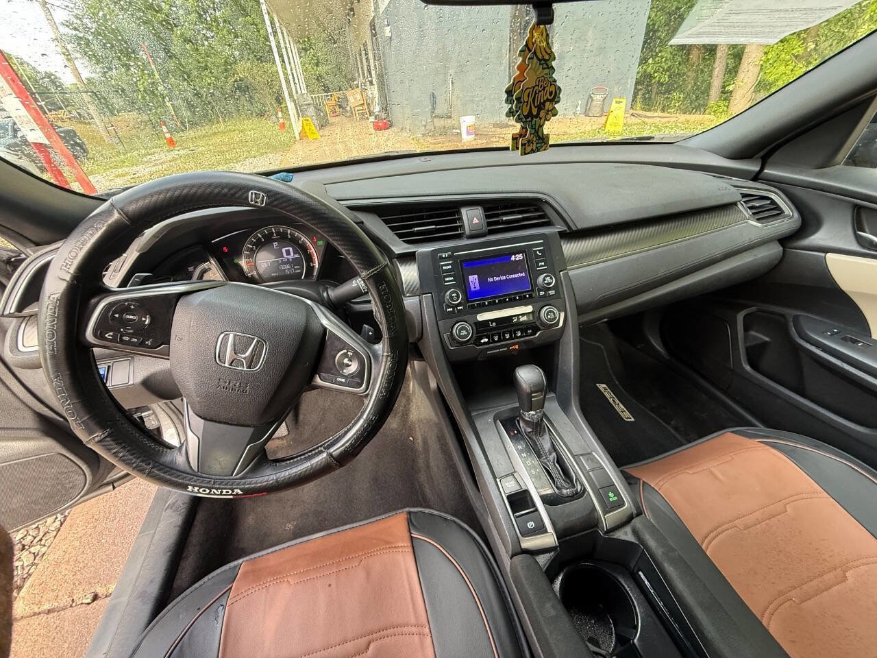 Used 2017 Honda Civic Sport image 17