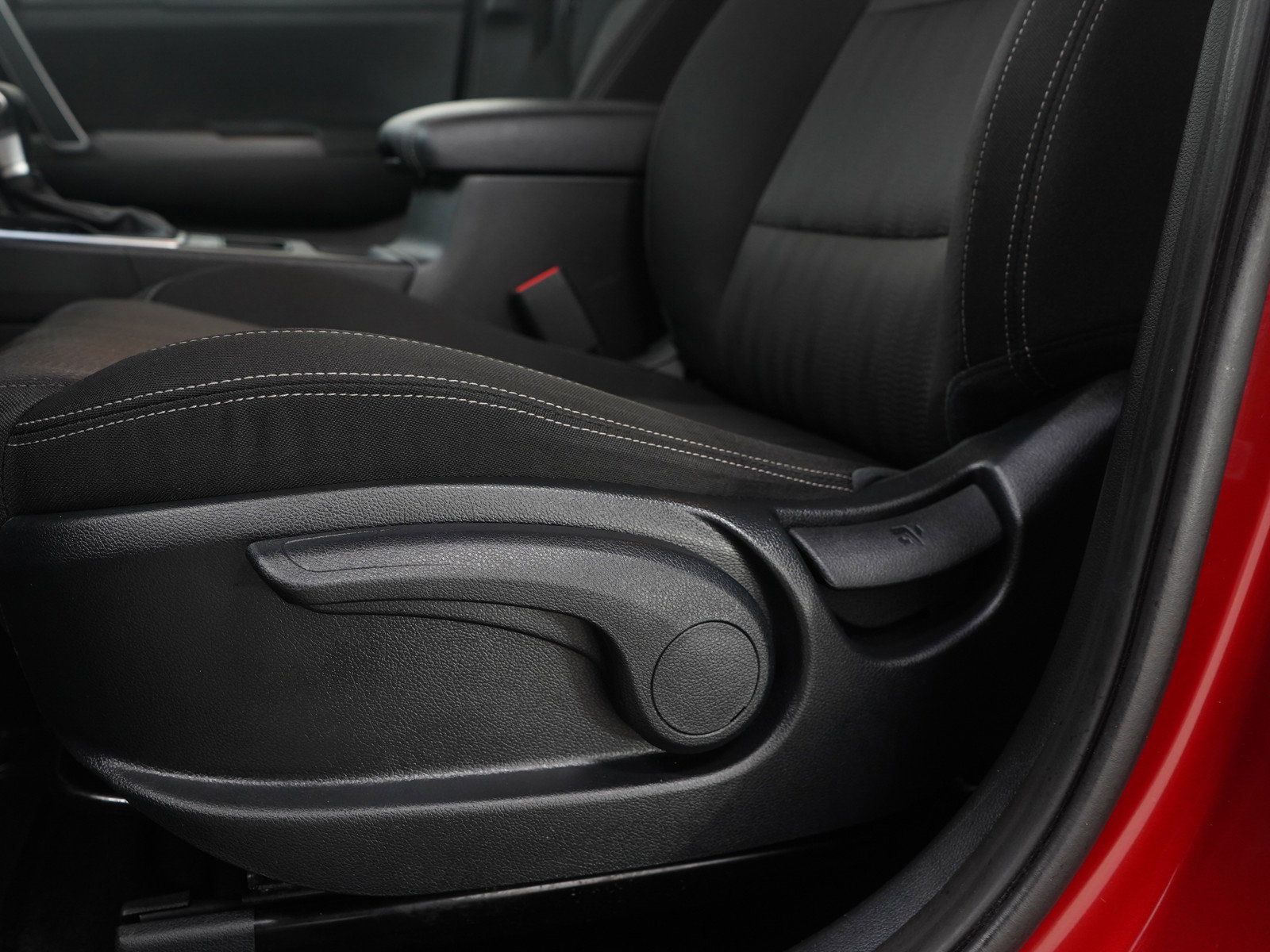 Used 2022 Kia Sportage LX image 21