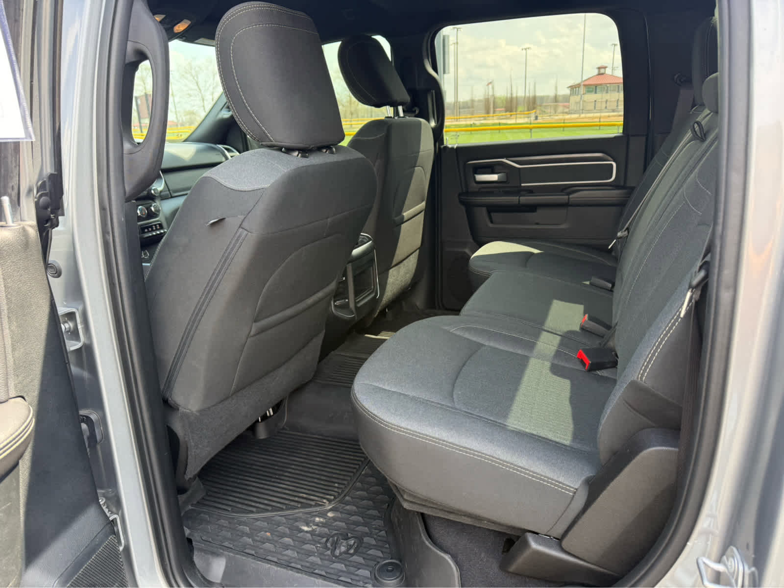 Used 2021 RAM 2500 Big Horn w/ Level 1 Equipment Group AWD/4WD image 14