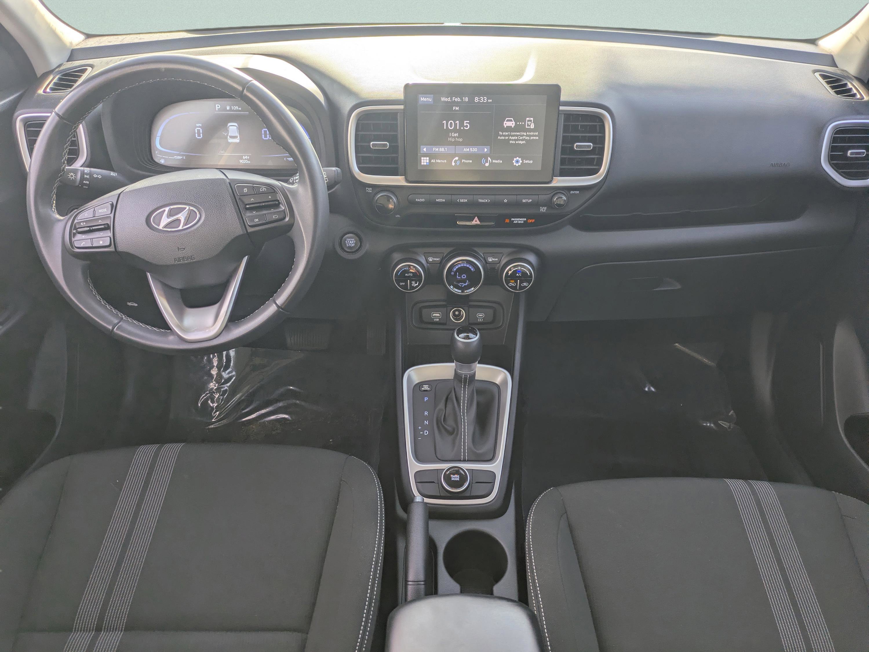 Certified 2024 Hyundai Venue SEL image 15