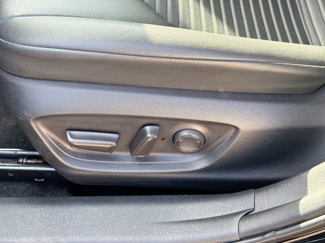 Used 2023 Toyota Camry SE image 15