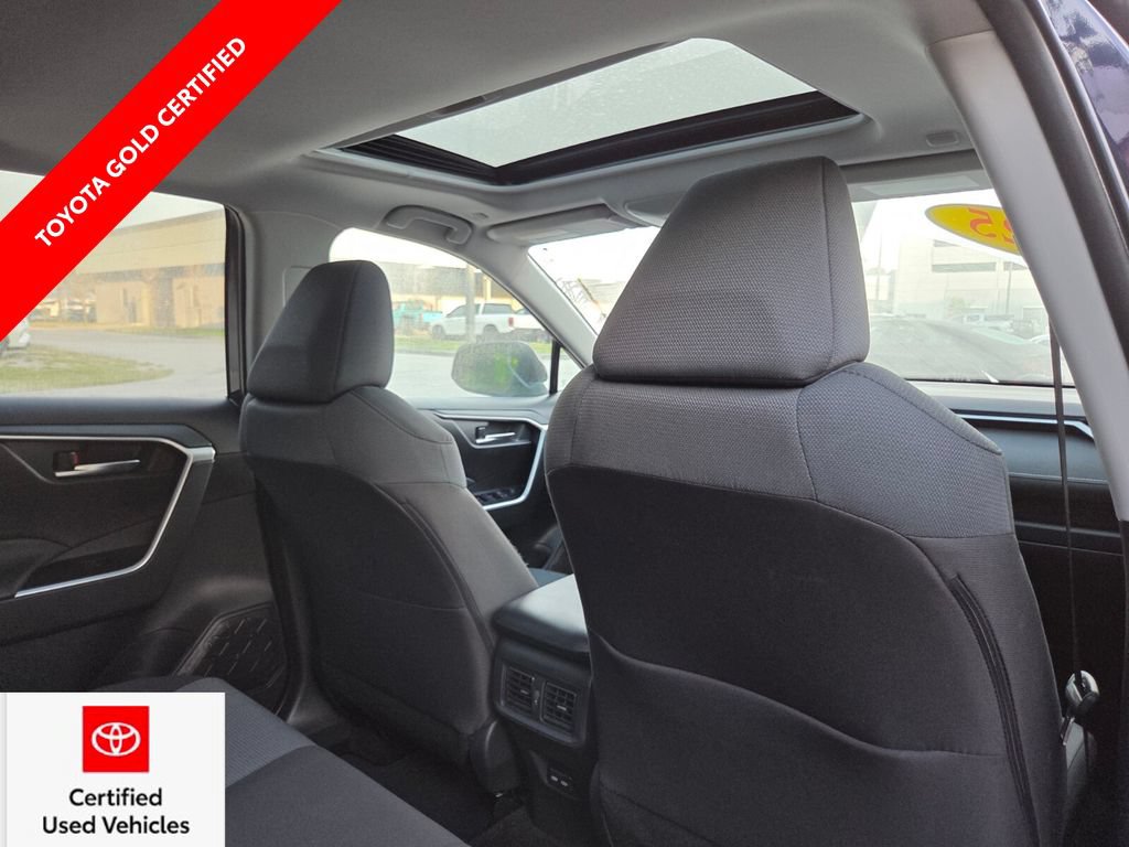 Certified 2025 Toyota RAV4 XLE w/ Convenience Package FWD image 16