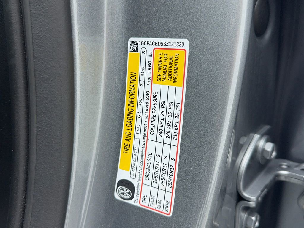 Used 2025 Chevrolet Silverado 1500 LT RWD image 51