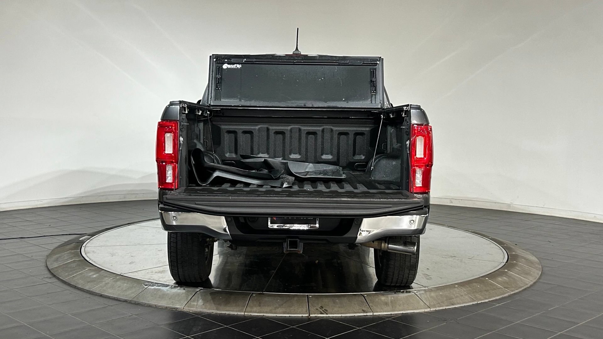 Used 2019 Ford Ranger XLT w/ Equipment Group 302A Luxury AWD/4WD image 32