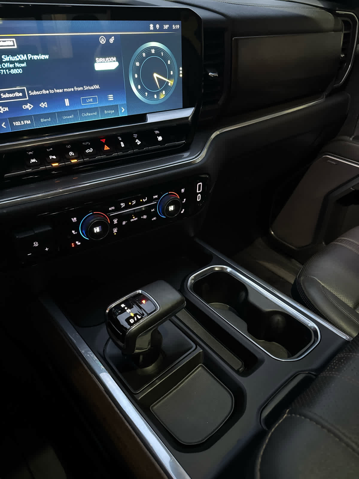 Certified 2023 Chevrolet Silverado 1500 High Country w/ Technology Package image 22