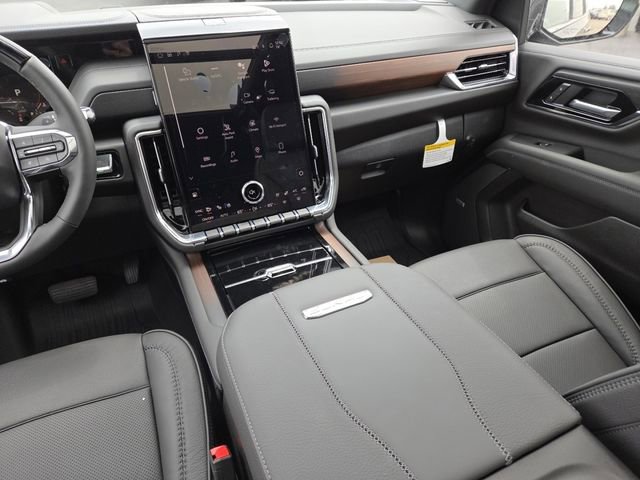New 2026 GMC Yukon Denali w/ Denali Reserve Package AWD/4WD image 37