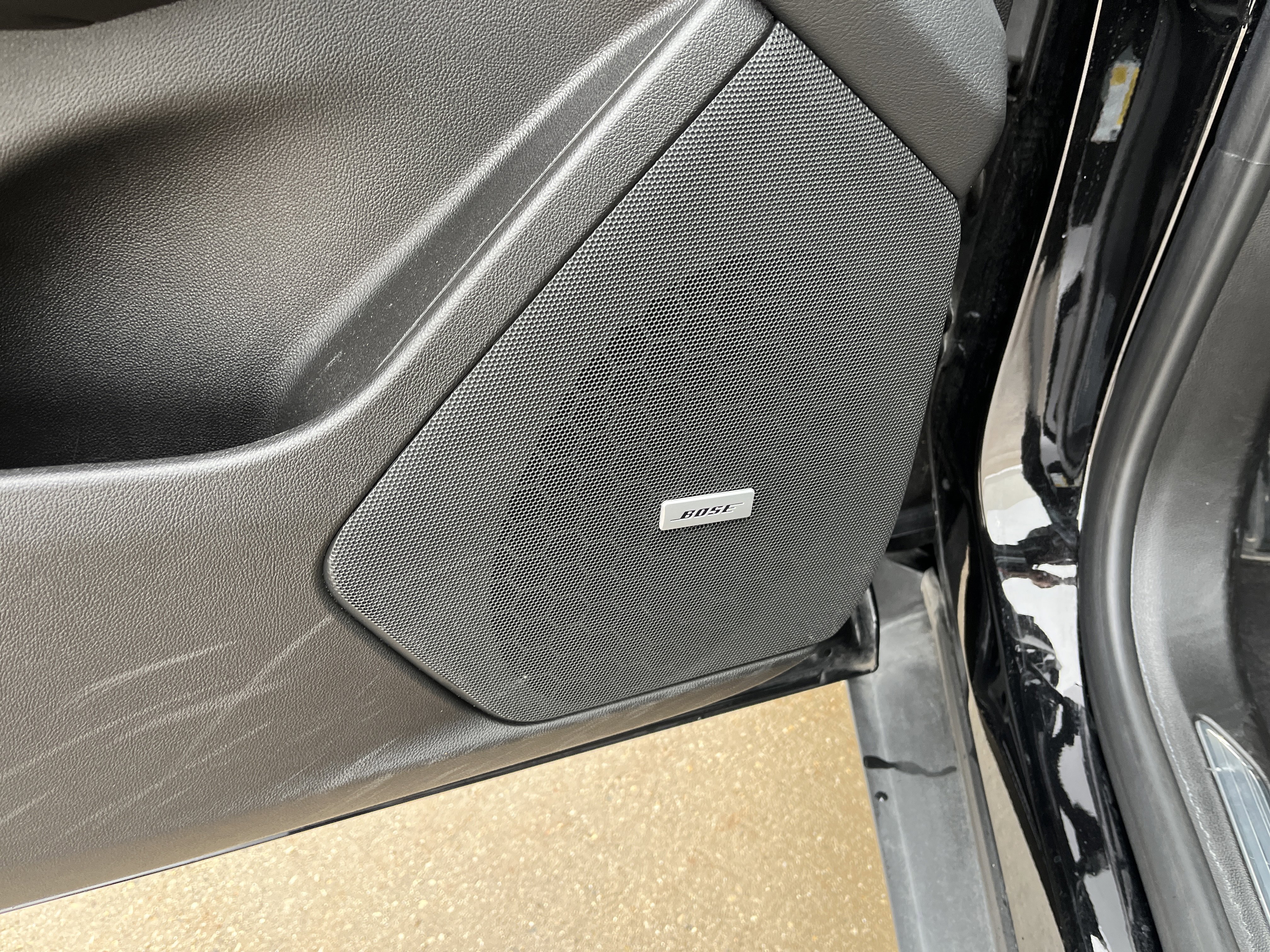 Used 2025 Cadillac XT5 Premium Luxury image 11