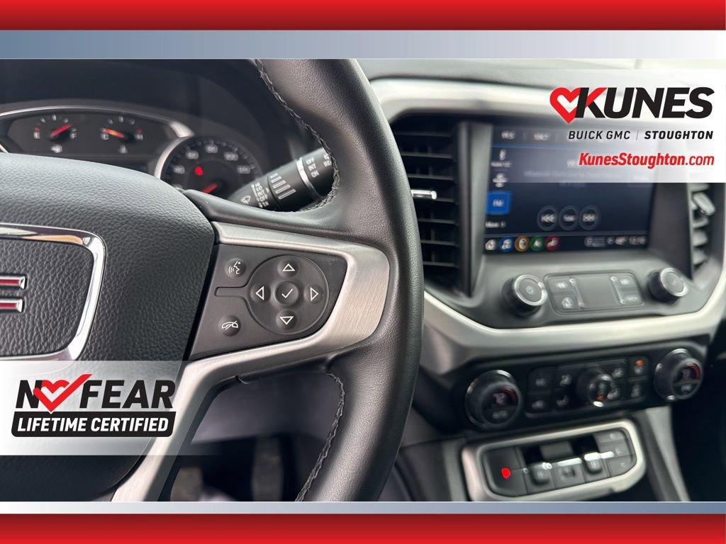 Used 2023 GMC Acadia SLT image 29