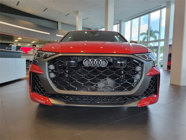 New 2025 Audi RS Q8 performance image 2