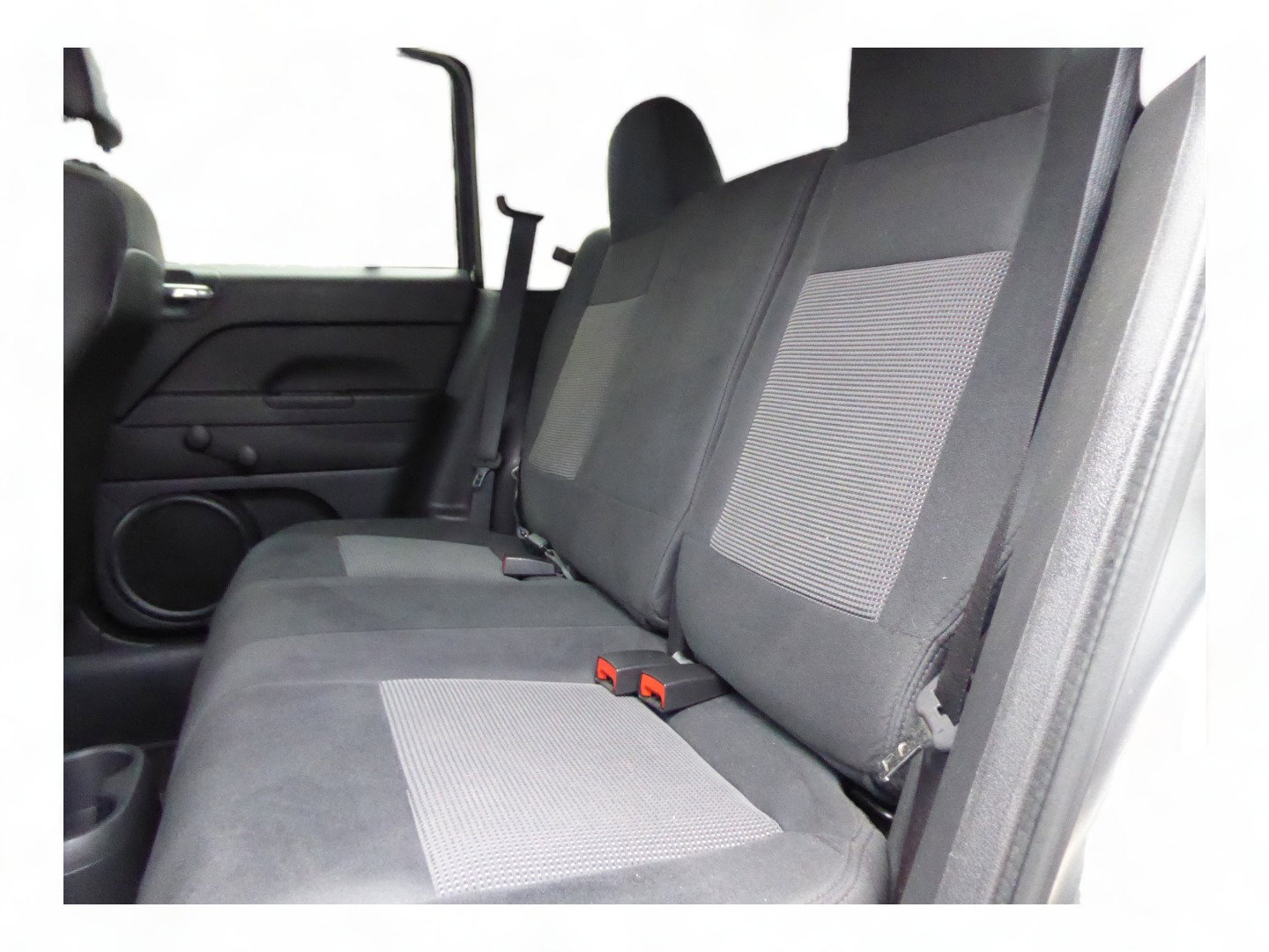 Used 2014 Jeep Compass Sport image 17