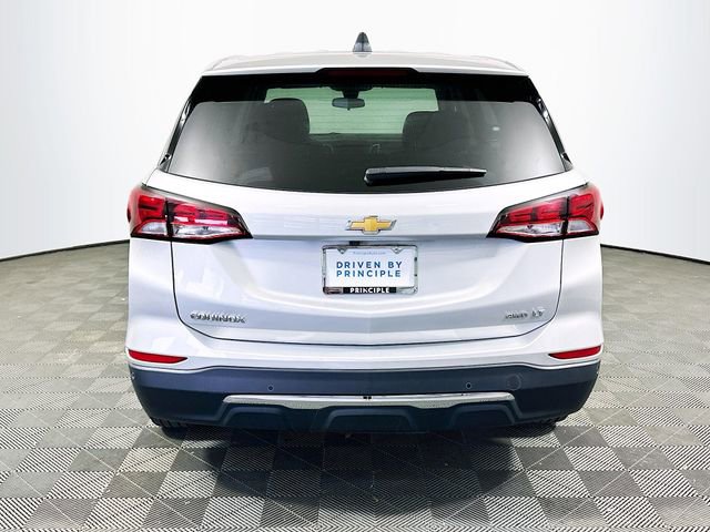 Used 2022 Chevrolet Equinox LT w/ Driver Convenience Package image 7