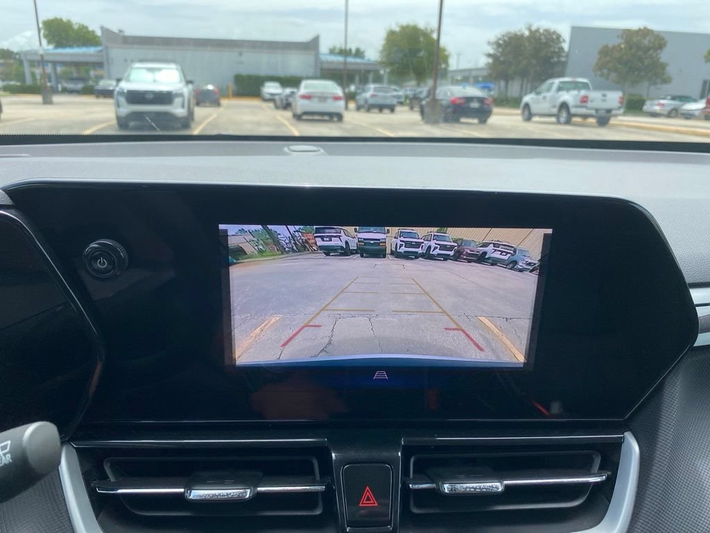 Used 2025 Chevrolet TrailBlazer LT FWD image 27