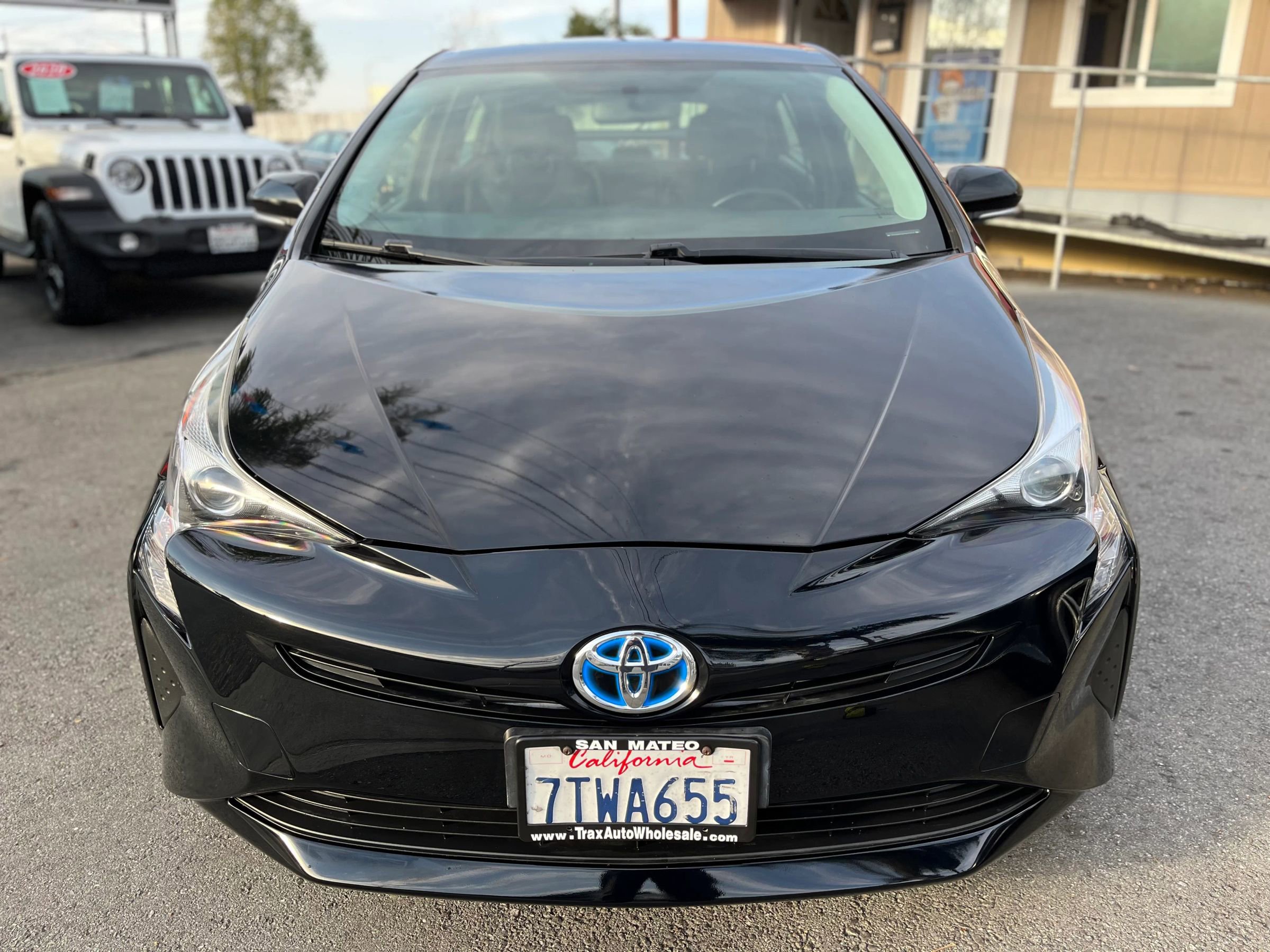 Used 2016 Toyota Prius Two FWD image 2