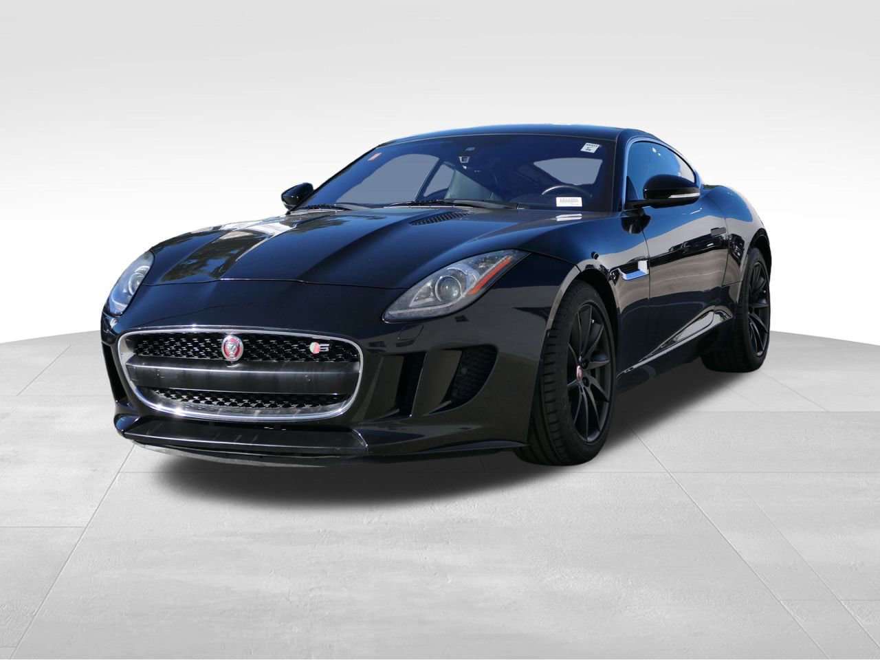 Used 2017 Jaguar F-TYPE Coupe image 7