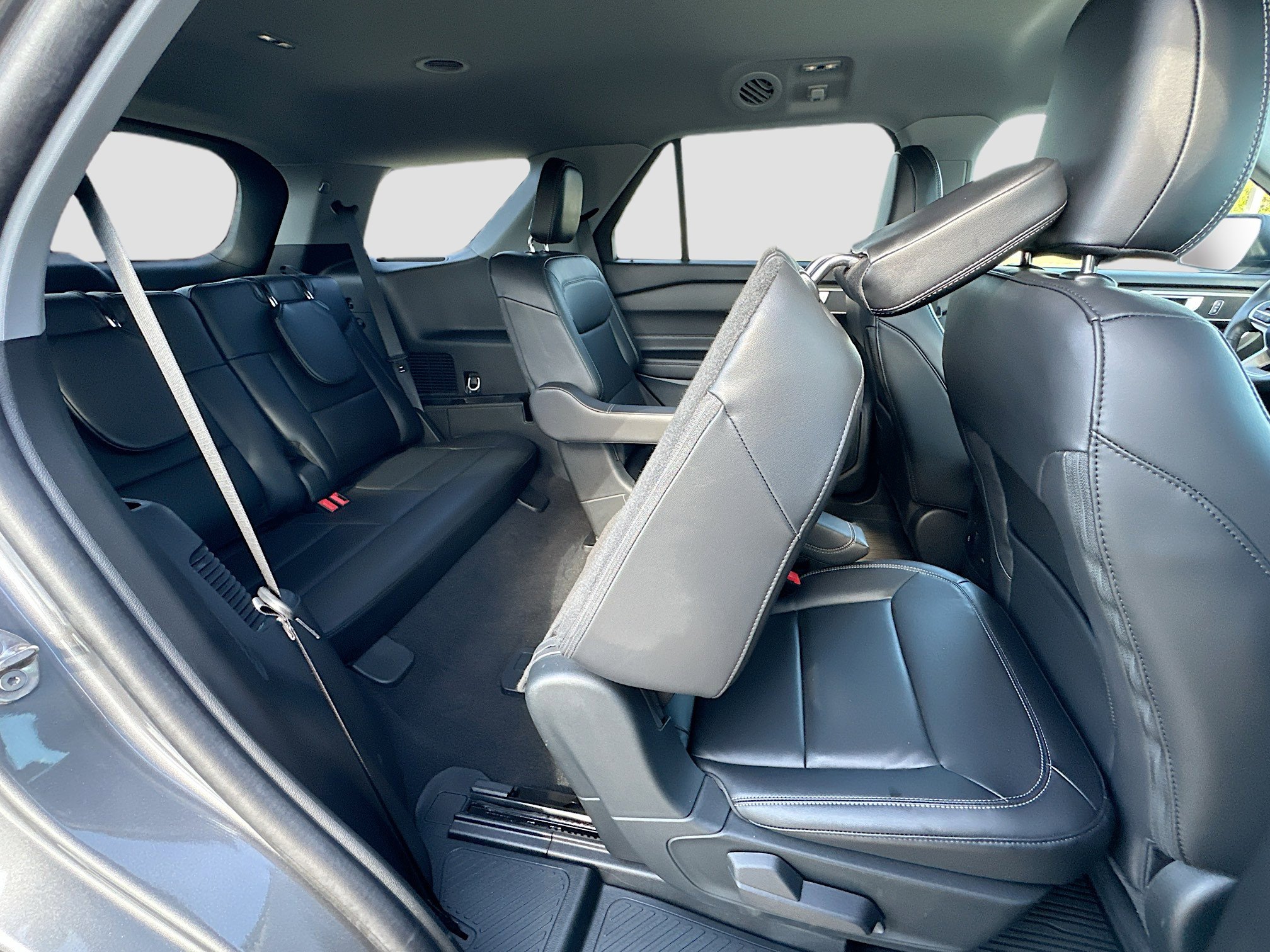 Certified 2023 Ford Explorer XLT w/ Equipment Group 202A image 24