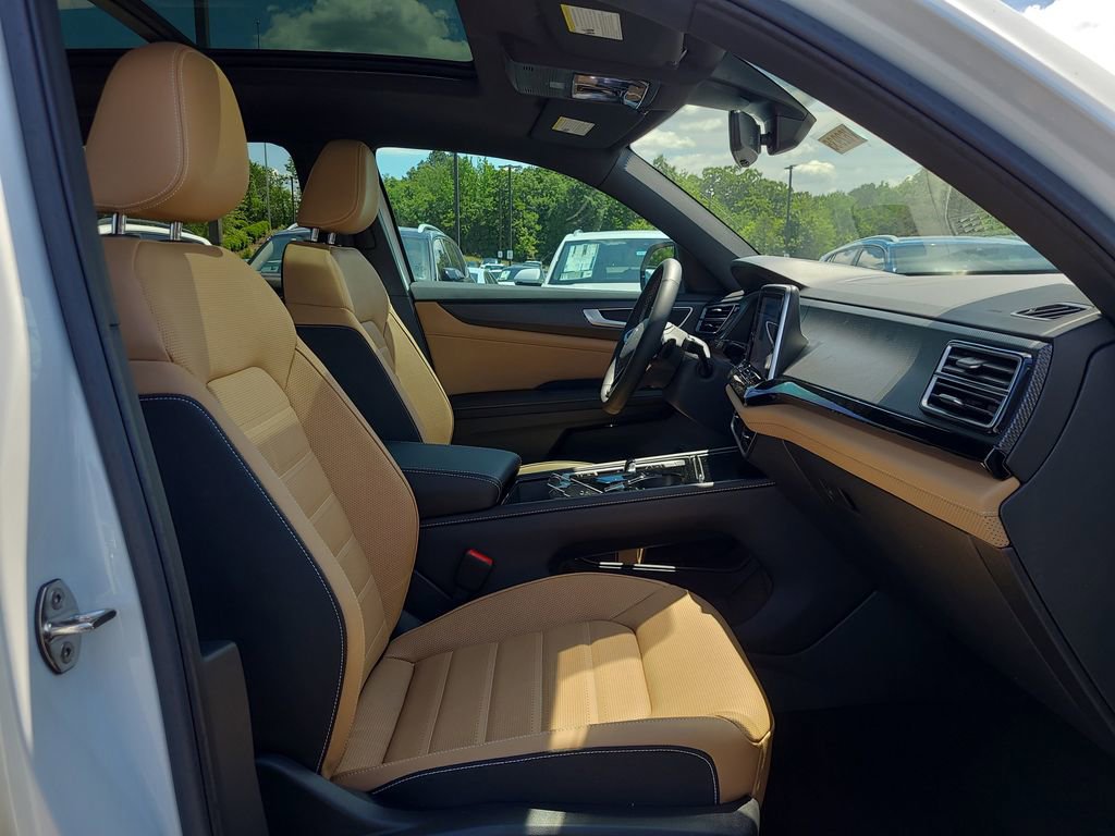 New 2026 Volkswagen Atlas Cross Sport SEL AWD/4WD image 19
