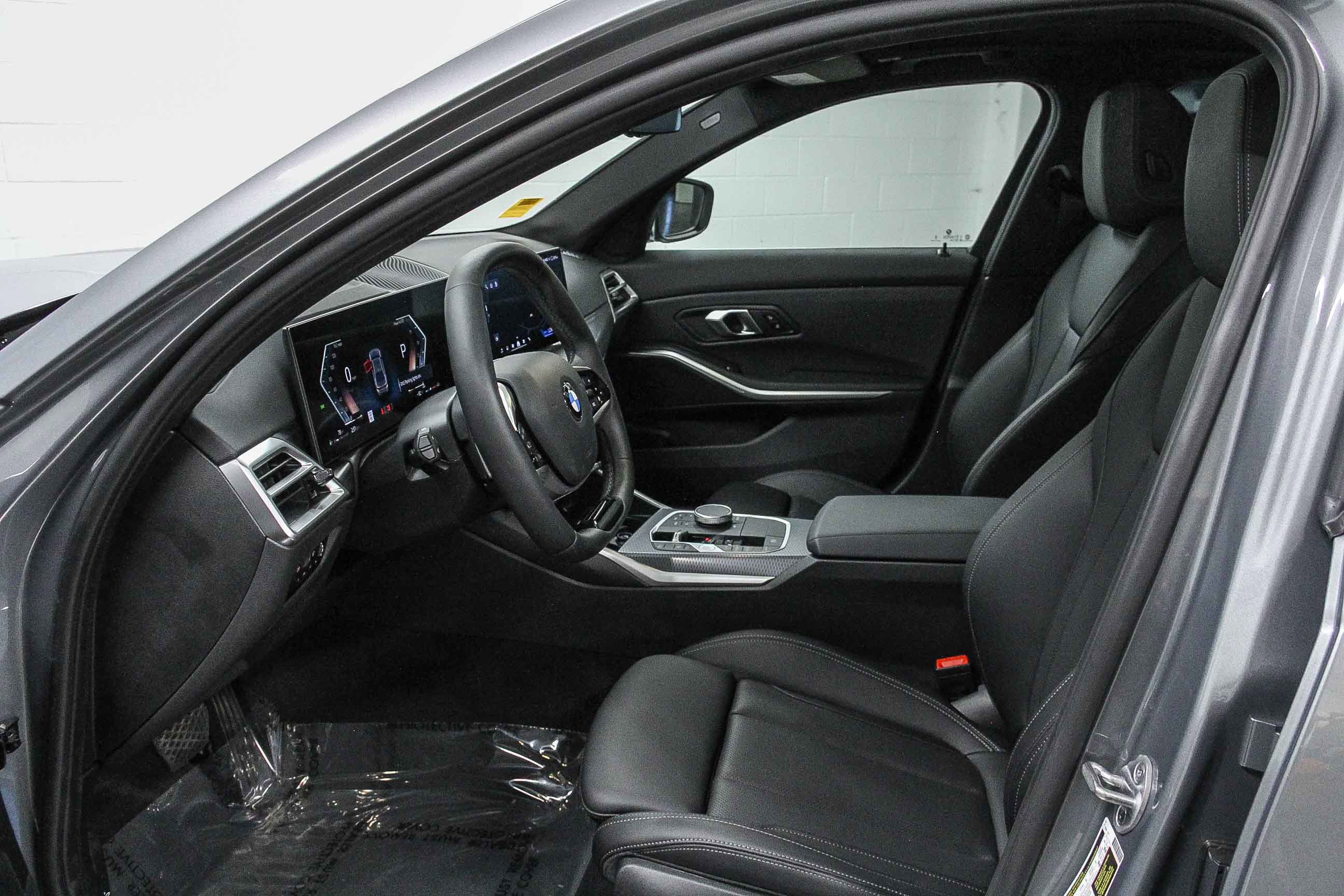 Used 2025 BMW 330i Sedan image 19