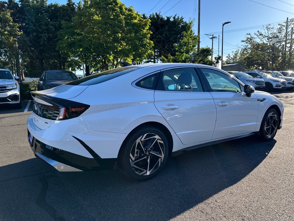 New 2026 Hyundai Sonata SEL AWD/4WD image 6