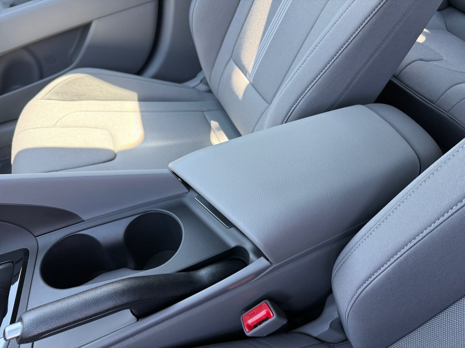 Certified 2026 Hyundai Elantra SE FWD image 14