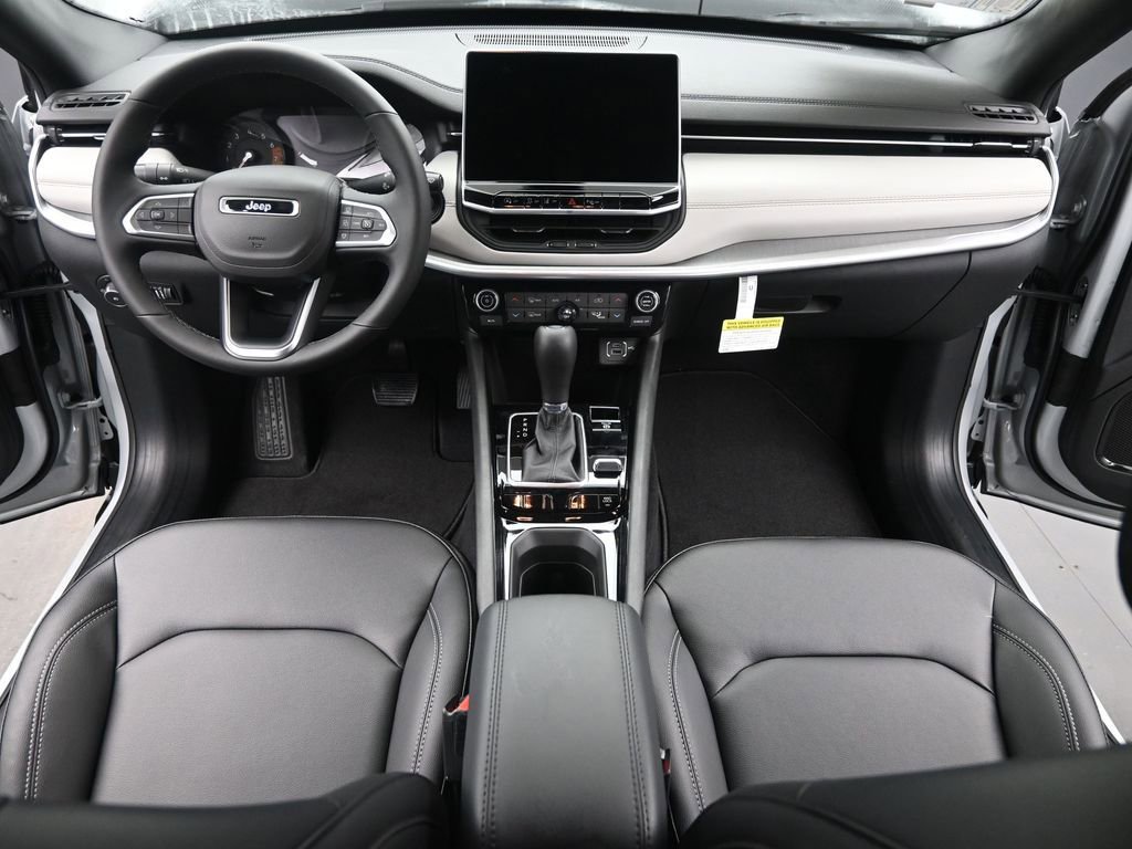 New 2026 Jeep Compass Limited image 15