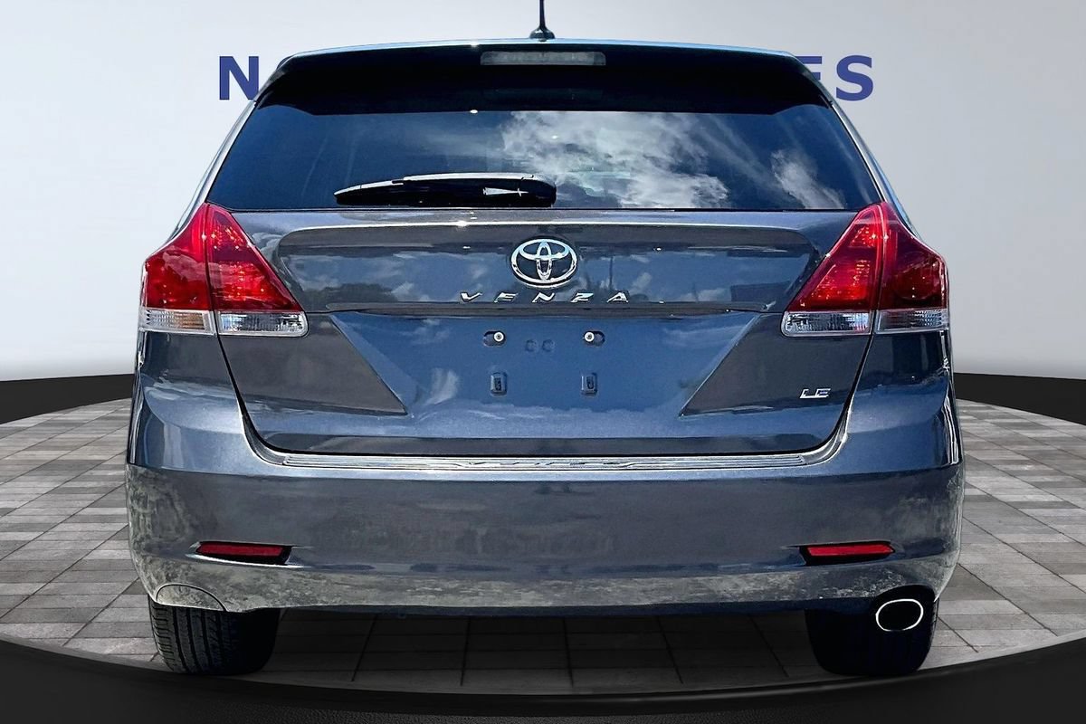 Used 2013 Toyota Venza LE FWD image 5