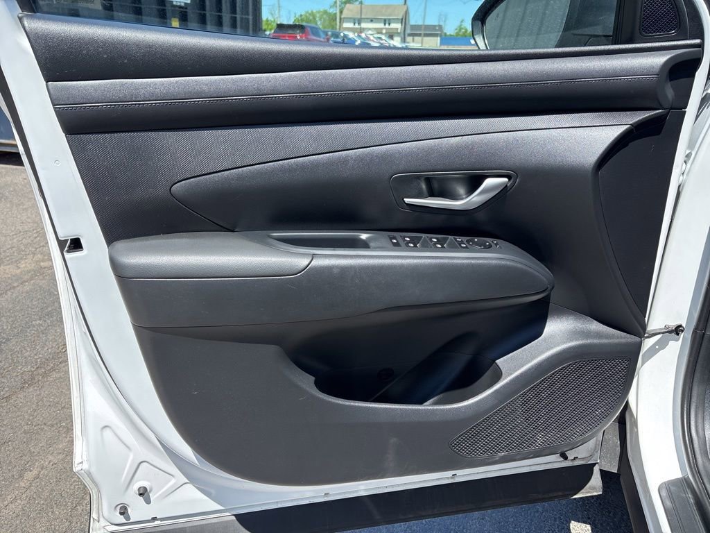 Certified 2025 Hyundai Tucson SE AWD/4WD image 15