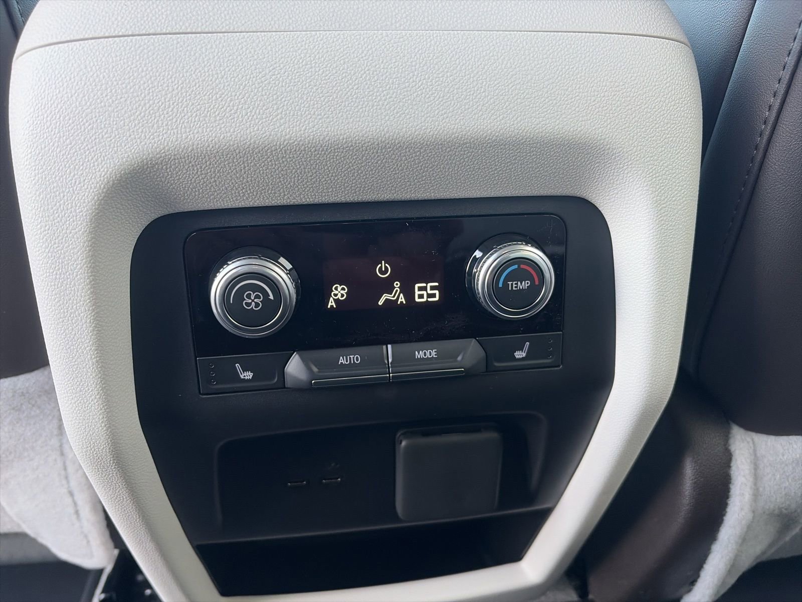 New 2026 GMC Acadia Denali w/ Super Cruise Package image 24