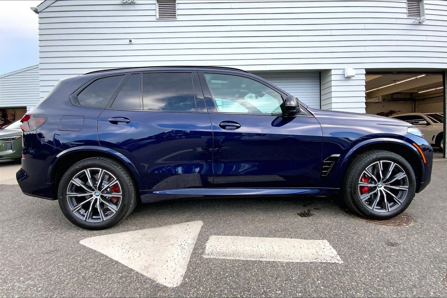 Used 2026 BMW X5 M60i w/ Executive Package AWD/4WD image 8