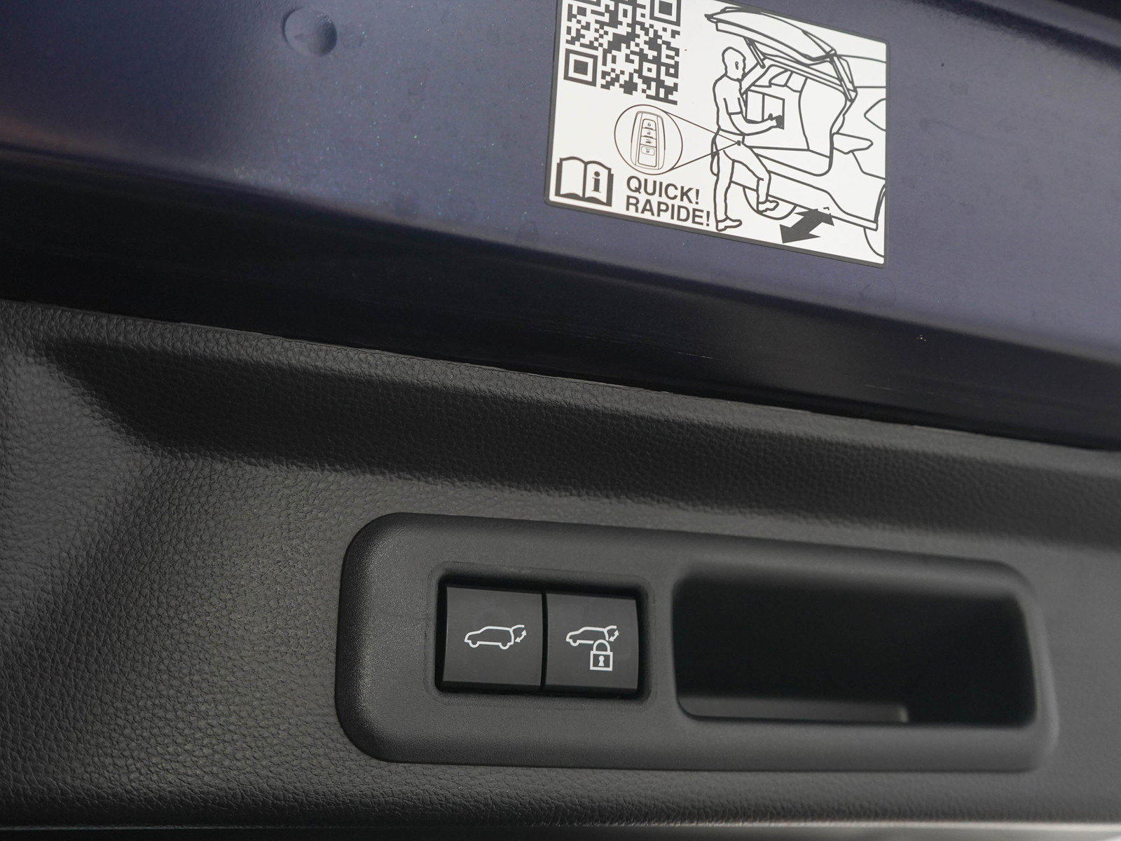 Used 2026 Toyota Sequoia Platinum AWD/4WD image 11