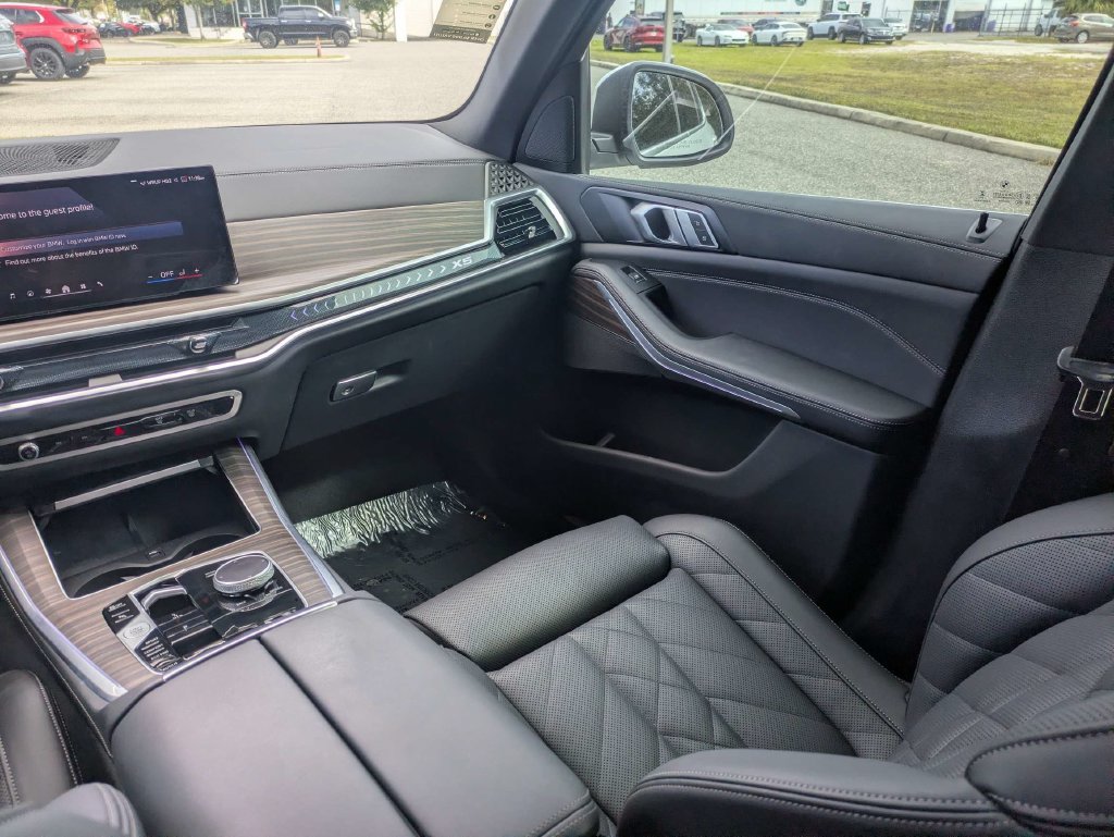 Used 2025 BMW X5 sDrive40i w/ Parking Assistance Package RWD image 16