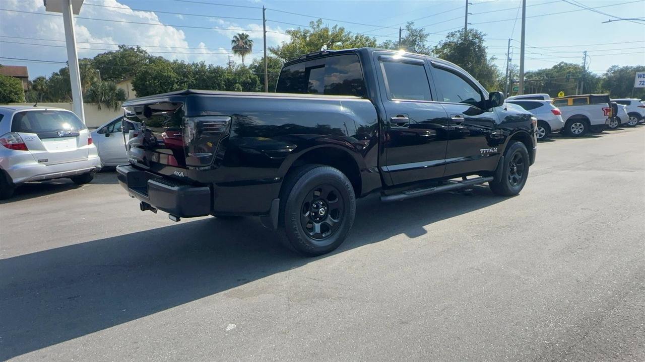 Used 2017 Nissan Titan S AWD/4WD image 9