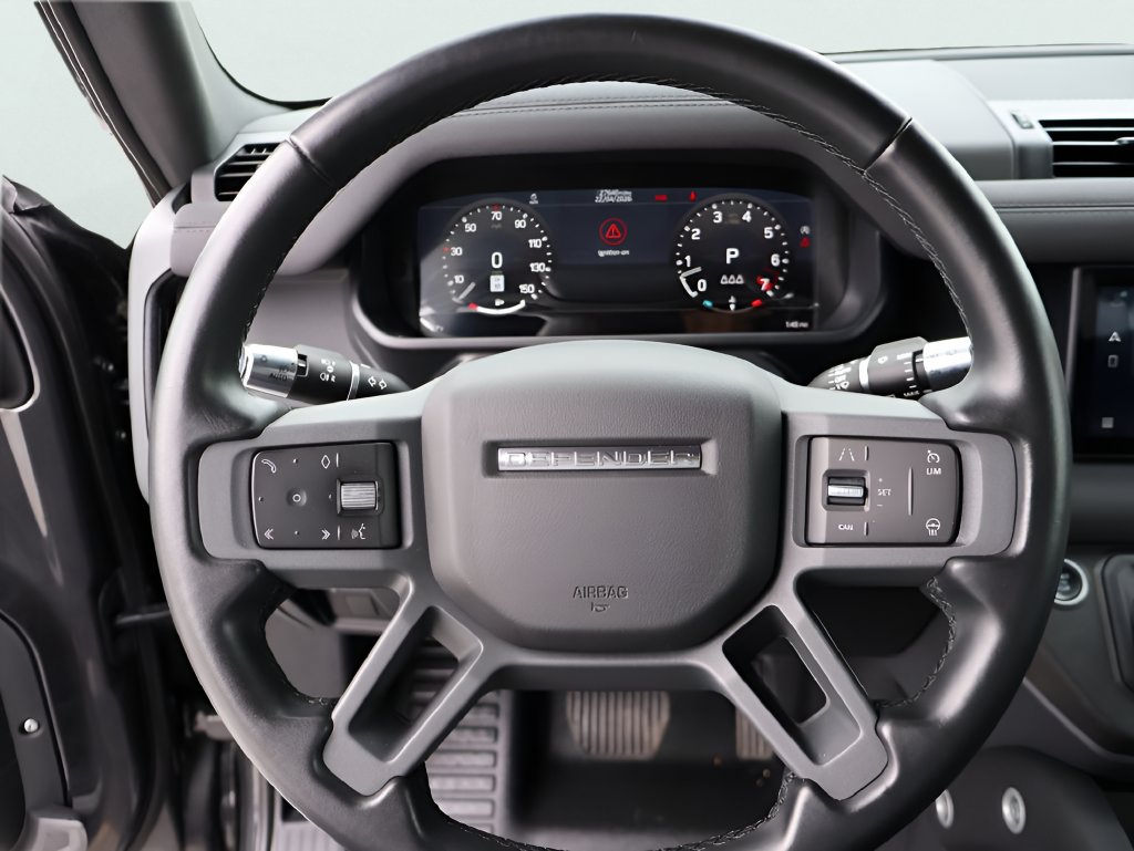 Used 2022 Land Rover Defender 90 X-Dynamic S AWD/4WD image 29