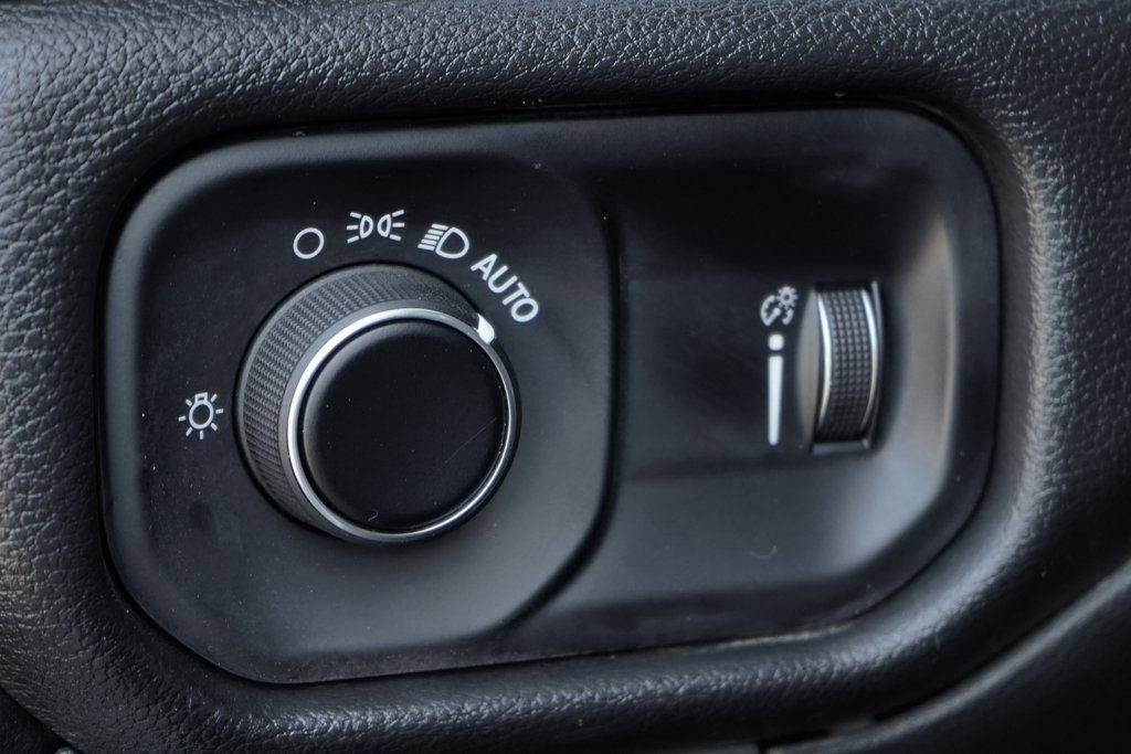 Used 2022 RAM 5500 Tradesman w/ Chrome Appearance Group image 23