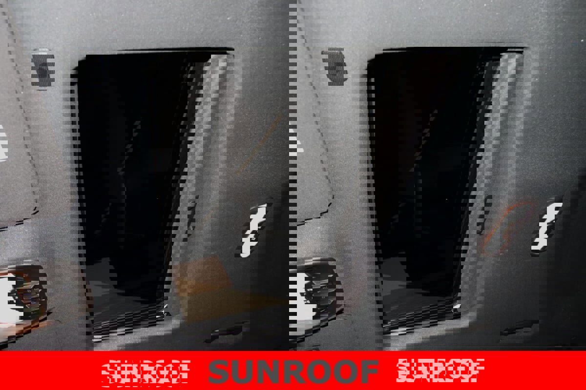 Used 2023 GMC Canyon AT4X image 18