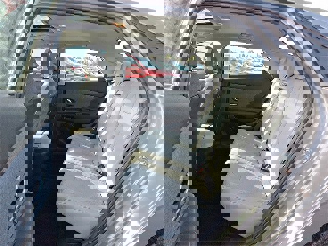 Certified 2022 Hyundai Elantra Limited w/ Cargo Package image 10