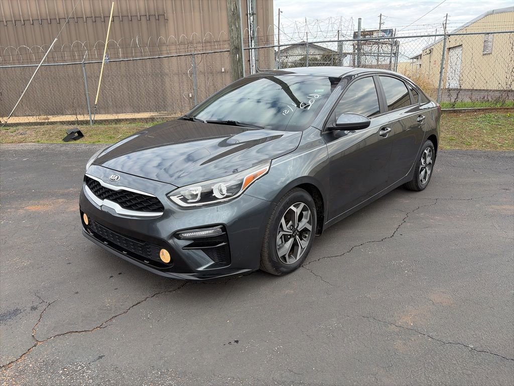 Used 2021 Kia Forte LXS image 3