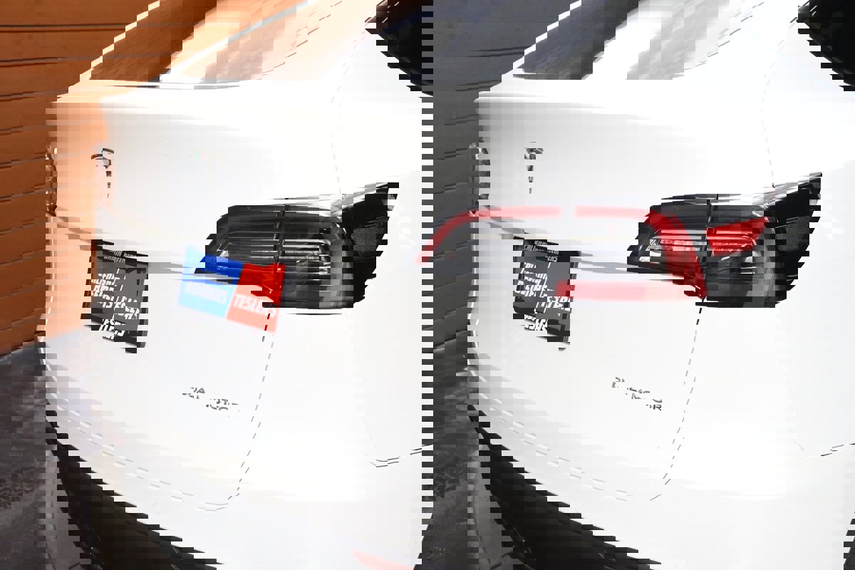 Used 2023 Tesla Model Y Long Range image 13