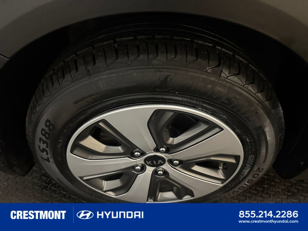 Used 2019 Kia Niro LX image 19