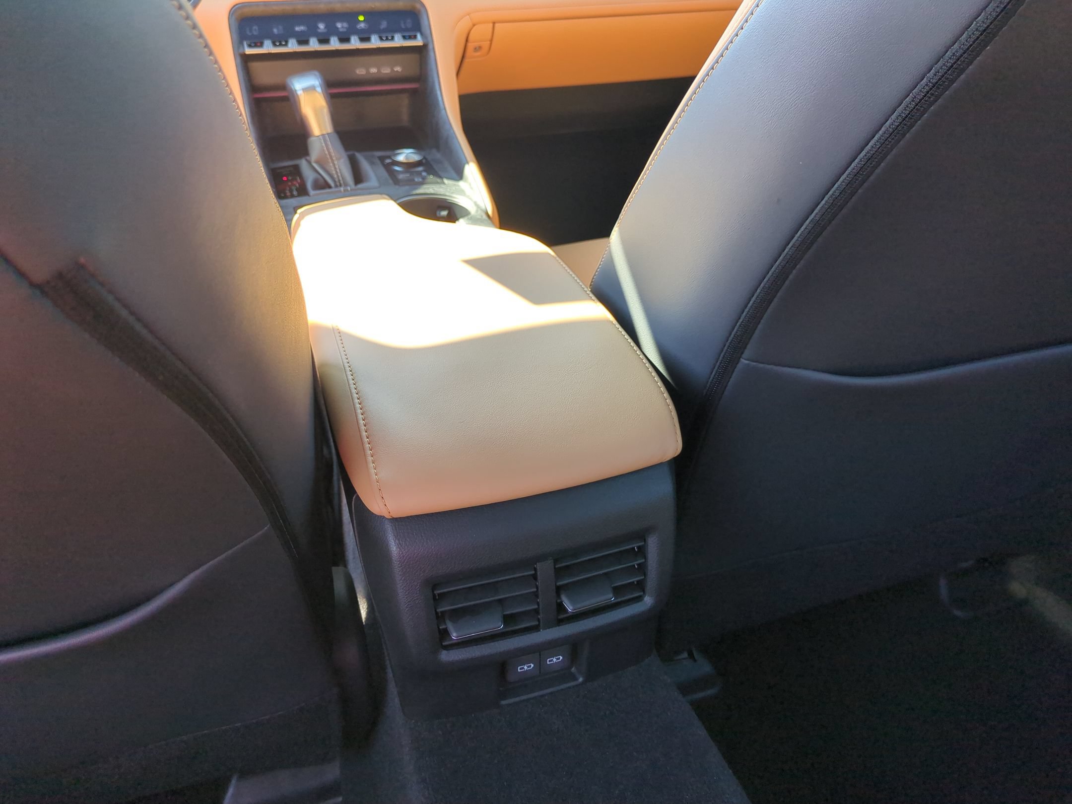 Used 2026 Lexus IS 350 F Sport w/ Accessory Package Z1 RWD image 33