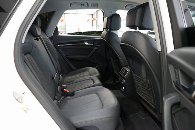 Used 2019 Audi Q5 2.0T Premium image 11
