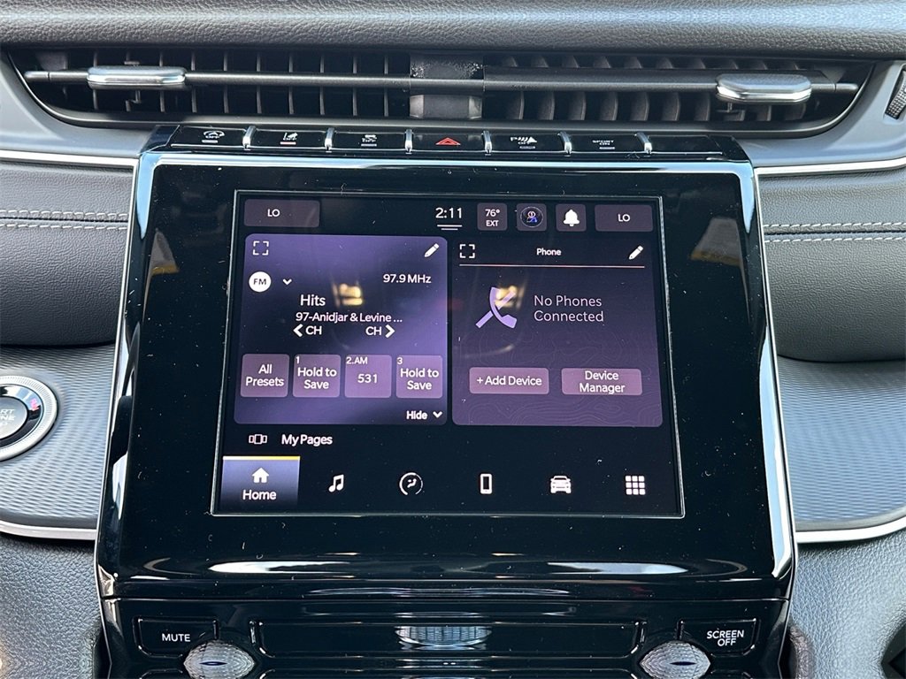 New 2025 Jeep Grand Cherokee Laredo w/ Trailer Tow Package image 18