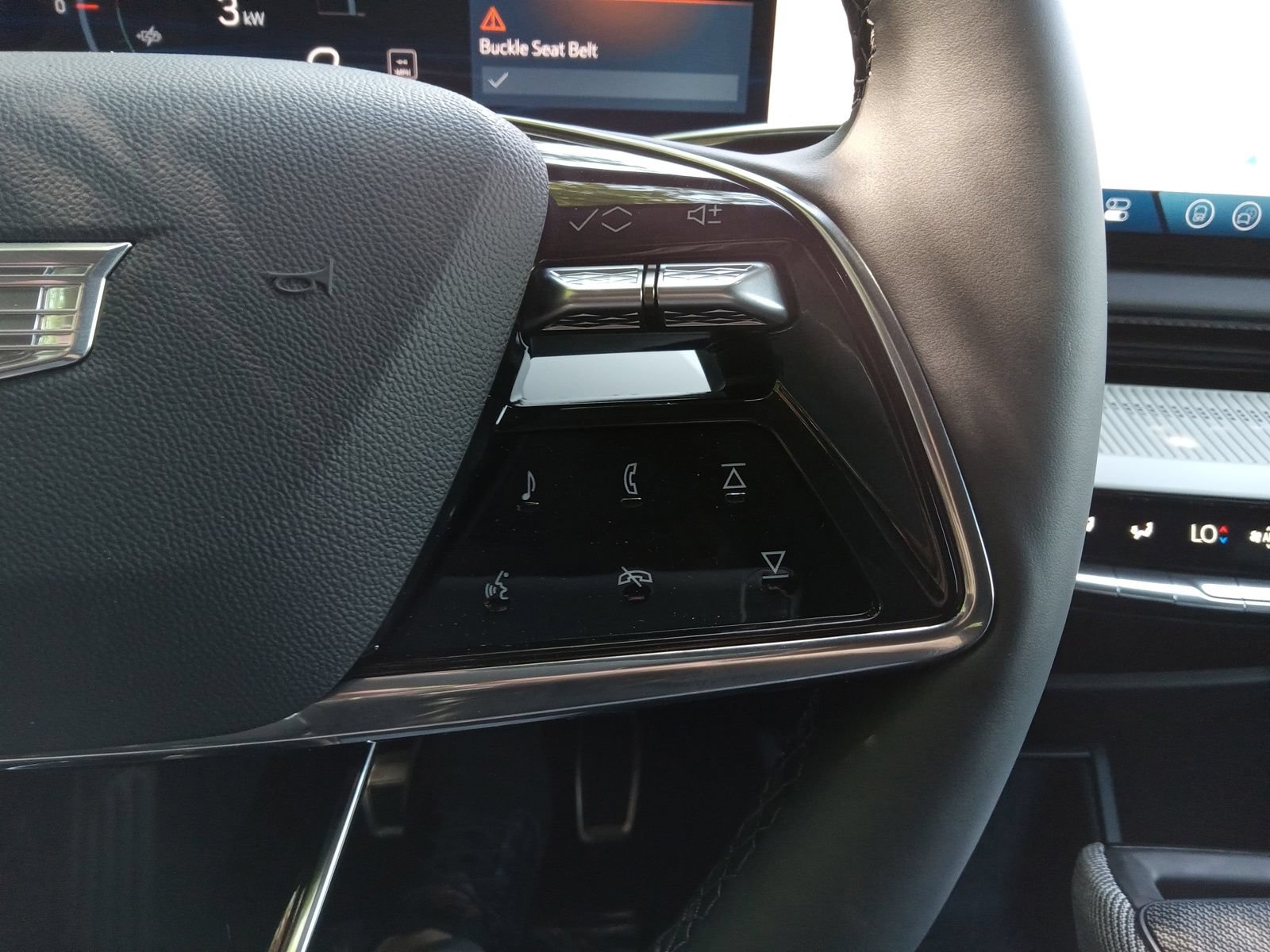 New 2027 Cadillac Optiq Sport w/ LPO, ONYX Package AWD/4WD image 22