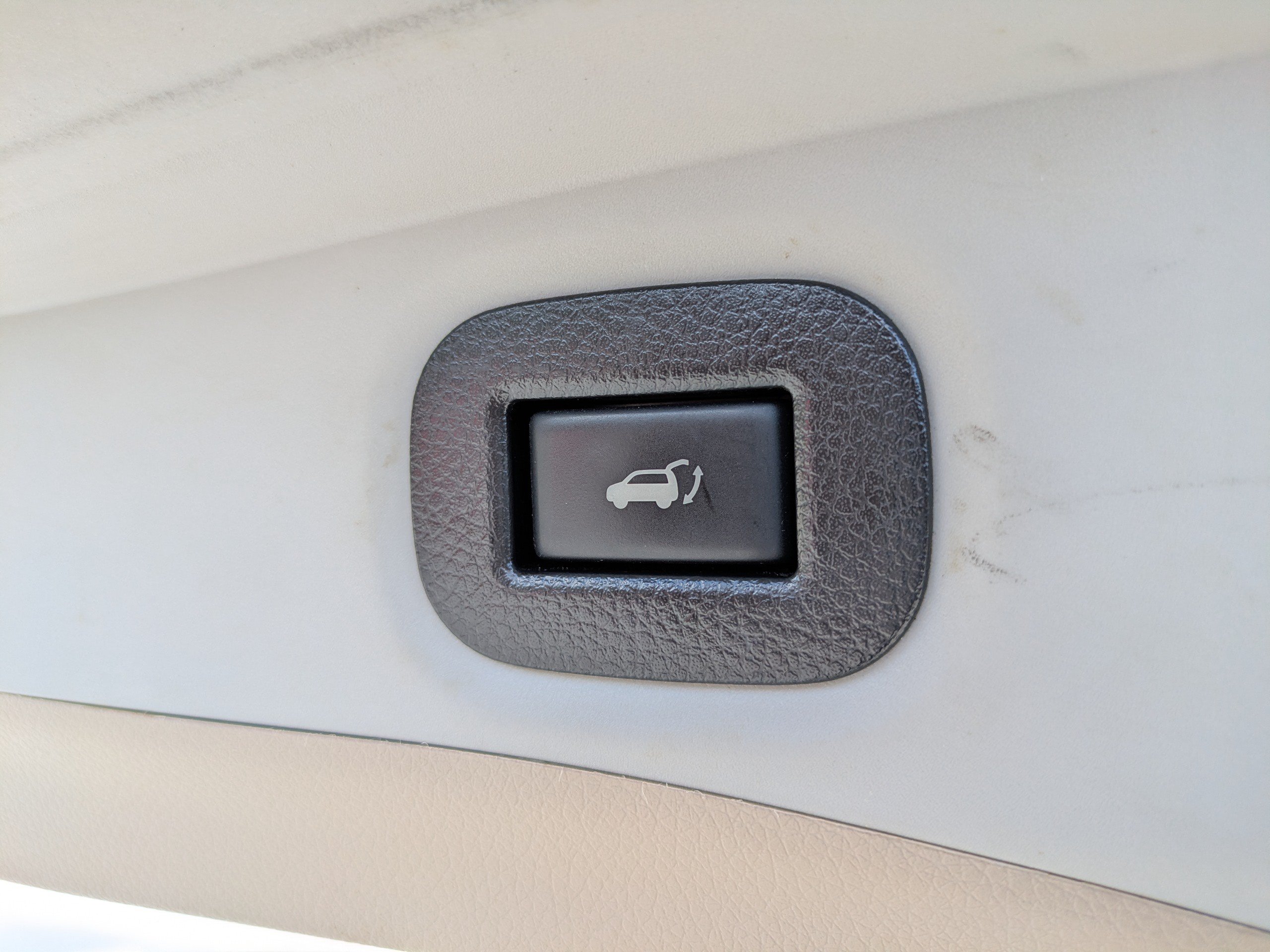 Used 2016 Nissan Rogue SL w/ SL Premium Package FWD image 12