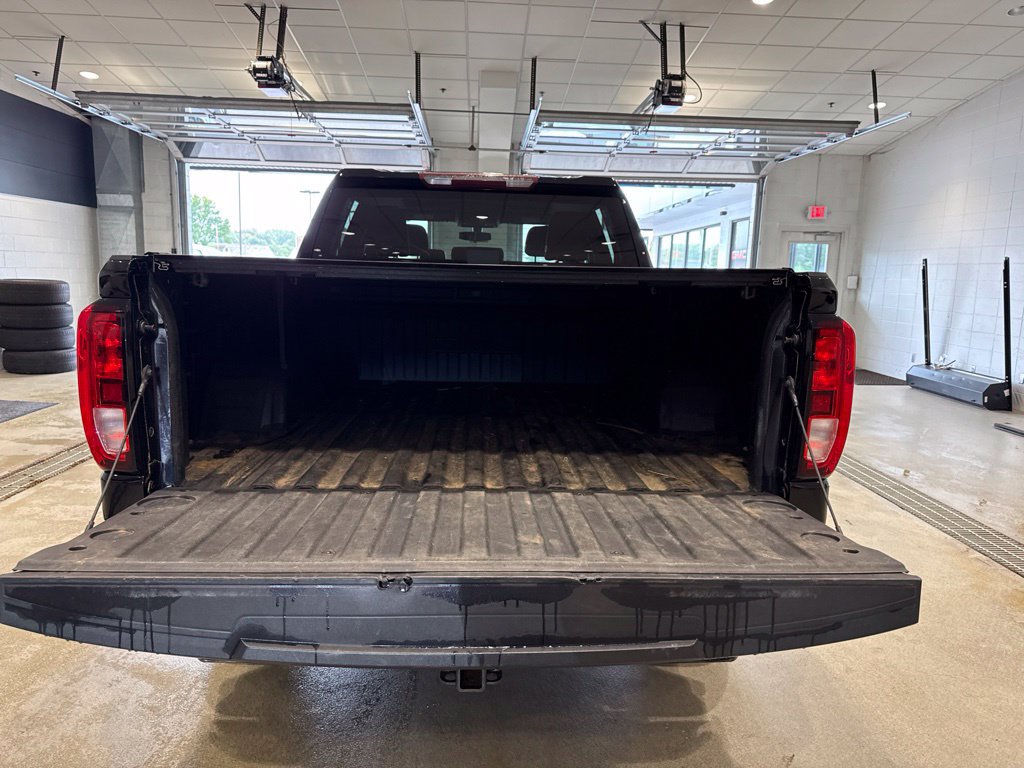 Used 2020 GMC Sierra 1500 SLE w/ X31 Off-Road Package AWD/4WD image 18
