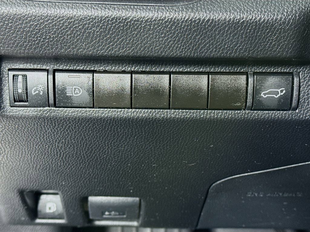 Used 2024 Toyota RAV4 XSE image 10