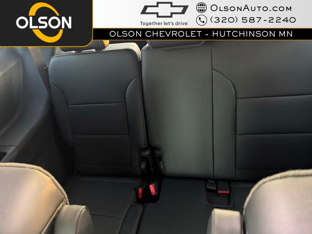 New 2026 Chevrolet Traverse LT w/ Midnight/Sport Edition image 14